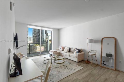 Купить кондоминиум в Майами, Флорида 2 спальни, 84.54м2, № 1712781 - фото 10