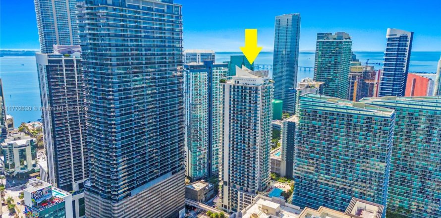 Condominio en Miami, Florida, 2 dormitorios № 1712781