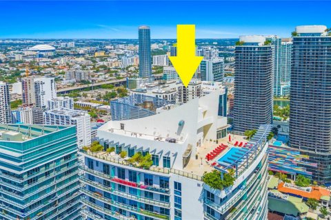Купить кондоминиум в Майами, Флорида 2 спальни, 84.54м2, № 1712781 - фото 27
