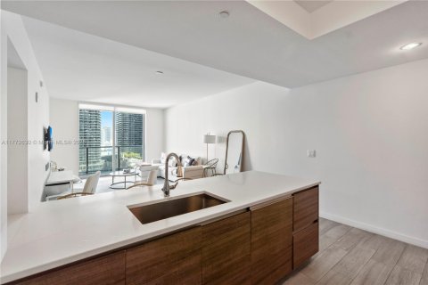 Купить кондоминиум в Майами, Флорида 2 спальни, 84.54м2, № 1712781 - фото 16