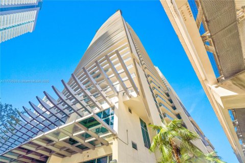 Купить кондоминиум в Майами, Флорида 2 спальни, 84.54м2, № 1712781 - фото 30