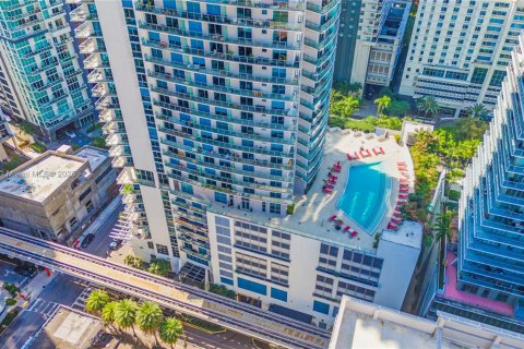 Купить кондоминиум в Майами, Флорида 2 спальни, 84.54м2, № 1712781 - фото 29