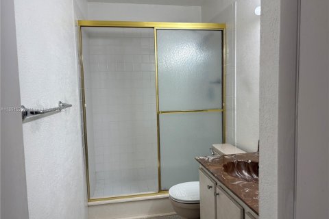 House in Margate, Florida 2 bedrooms, 91.42 sq.m. № 1945420 - photo 17