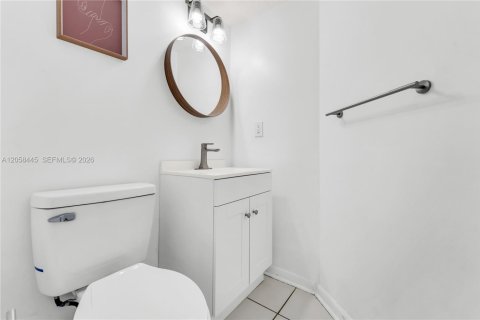 Touwnhouse à vendre à Plantation, Floride: 2 chambres, 110.46 m2 № 2263995 - photo 13