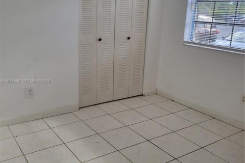 Condo in Homestead, Florida, 2 bedrooms  № 1989926 - photo 6