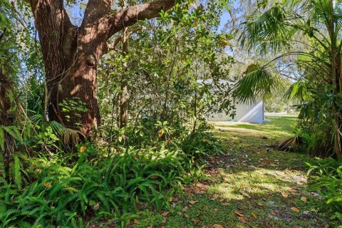Commercial property in Lake Panasoffkee, Florida 125.42 sq.m. № 2212565 - photo 28