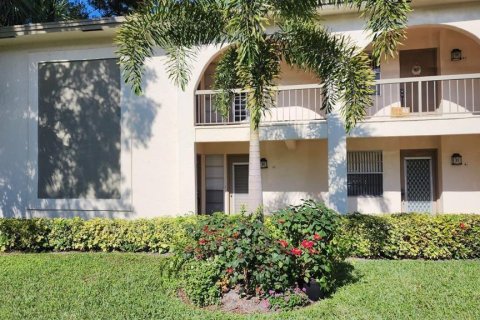 Condominio en Coconut Creek, Florida, 3 dormitorios № 2250325