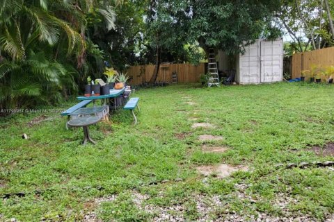 House in Hollywood, Florida 2 bedrooms, 90.3 sq.m. № 1712709 - photo 6
