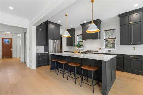 Villa ou maison à vendre à Saint Petersburg, Floride: 4 chambres, 309.09 m2 № 2147608 - photo 8