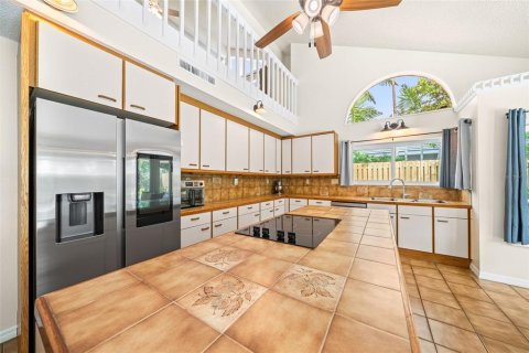 House in Indialantic, Florida 5 bedrooms, 359.35 sq.m. № 1849891 - photo 26