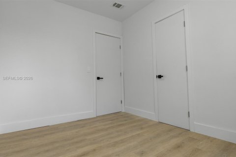 Купить виллу или дом в Майами, Флорида 4 спальни, 79.06м2, № 2033482 - фото 15