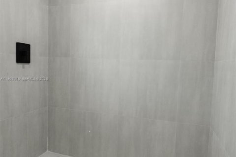 Купить виллу или дом в Майами, Флорида 4 спальни, 79.06м2, № 2033482 - фото 27