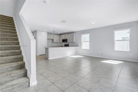 Купить таунхаус в Флорида-Сити, Флорида 3 спальни, 159.33м2, № 1969599 - фото 9