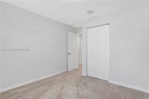 Купить таунхаус в Флорида-Сити, Флорида 3 спальни, 159.33м2, № 1969599 - фото 11