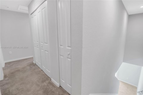 Купить таунхаус в Флорида-Сити, Флорида 3 спальни, 159.33м2, № 1969599 - фото 18