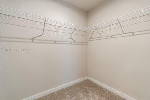 Купить таунхаус в Флорида-Сити, Флорида 3 спальни, 159.33м2, № 1969599 - фото 19