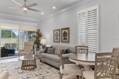Townhouse in New Smyrna Beach, Florida 2 bedrooms, 93.18 sq.m. № 1670690 - photo 8