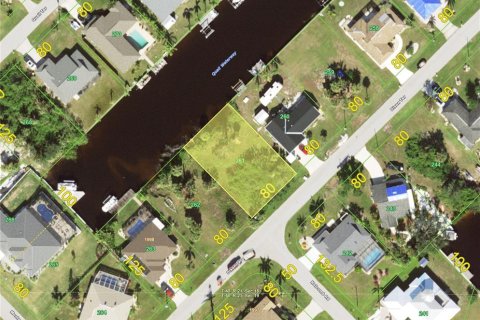 Terreno en Port Charlotte, Florida № 2094282