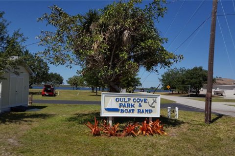 Terreno en venta en Port Charlotte, Florida № 2094282 - foto 4