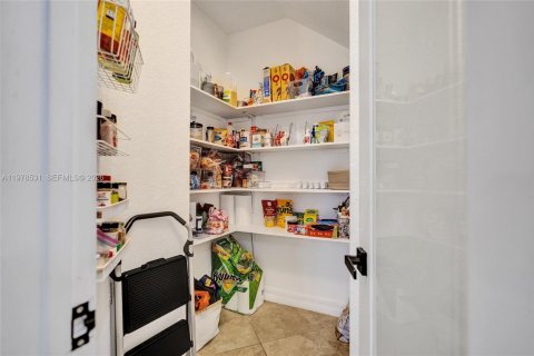 Купить виллу или дом в Веллингтон, Флорида 6 спален, 390м2, № 2051763 - фото 23