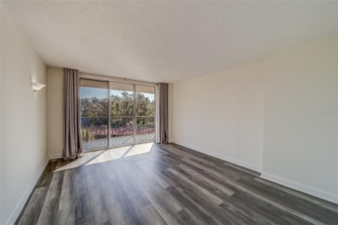 Condo in Clearwater, Florida, 3 bedrooms  № 1425281 - photo 29