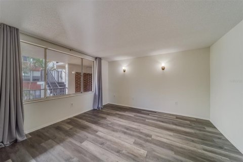 Condo in Clearwater, Florida, 3 bedrooms  № 1425281 - photo 20