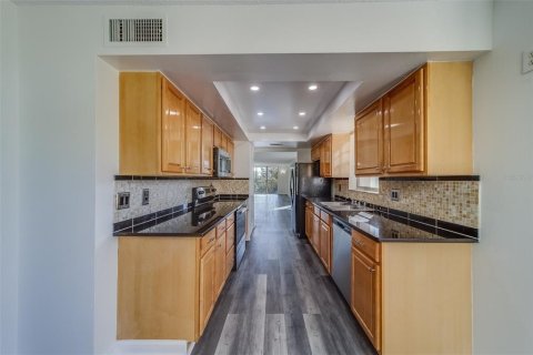 Condo in Clearwater, Florida, 3 bedrooms  № 1425281 - photo 10
