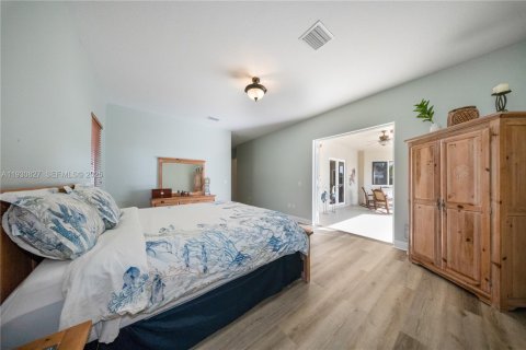 Купить виллу или дом в Хомстед, Флорида 4 спальни, 248.79м2, № 2035566 - фото 17