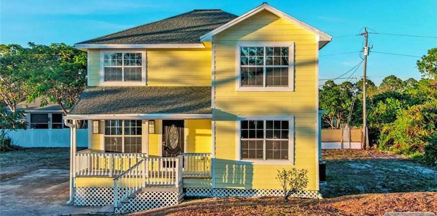 Villa ou maison à Lehigh Acres, Floride 4 chambres, 159.05 m2 № 2219026