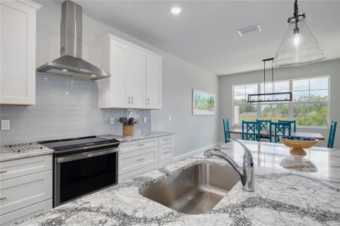 Touwnhouse à vendre à Palm Harbor, Floride: 3 chambres, 236.06 m2 № 1884964 - photo 9
