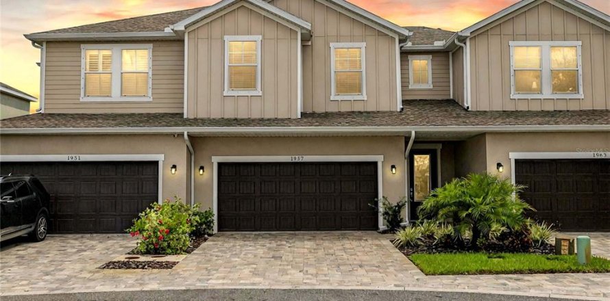 Touwnhouse à Palm Harbor, Floride 3 chambres, 236.06 m2 № 1884964