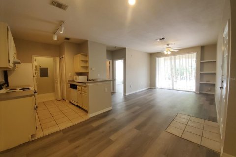 Townhouse in Riverview, Florida 1 bedroom, 69.58 sq.m. № 2204051 - photo 3