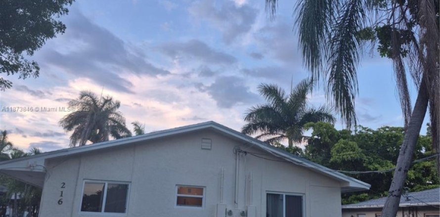 Villa ou maison à Hallandale Beach, Floride 2 chambres, 79.9 m2 № 1926083