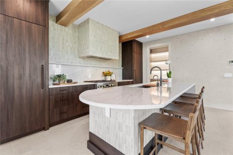 Купить виллу или дом в Анна-Мария, Флорида 13 комнат, 302.86м2, № 2151989 - фото 14