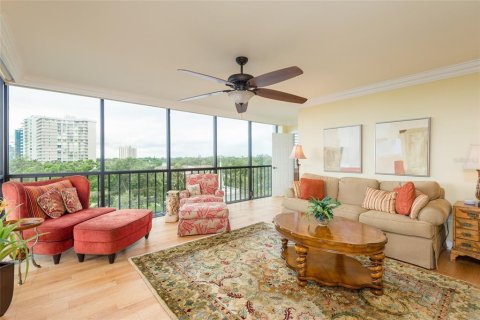 Condo in Tampa, Florida, 2 bedrooms  № 1856611 - photo 22