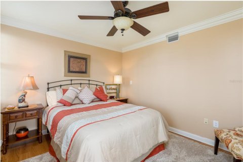 Condo in Tampa, Florida, 2 bedrooms  № 1856611 - photo 24