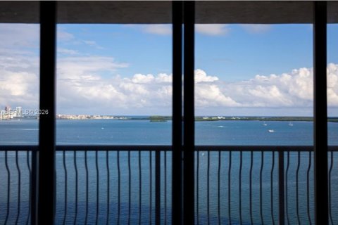 Купить кондоминиум в Майами, Флорида 3 спальни, 102.66м2, № 2153230 - фото 2