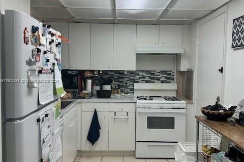 Condominio en venta en Hialeah, Florida, 2 dormitorios, 112.41 m2 № 1953877 - foto 1