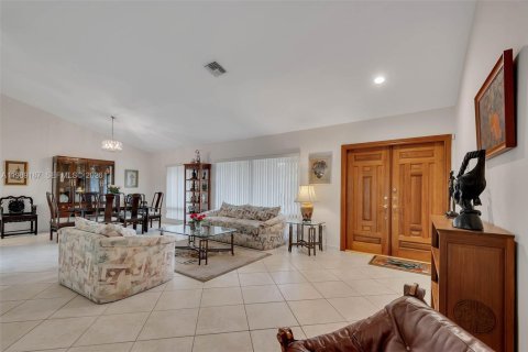 Villa ou maison à vendre à Palmetto Bay, Floride: 4 chambres, 217.3 m2 № 2055329 - photo 4
