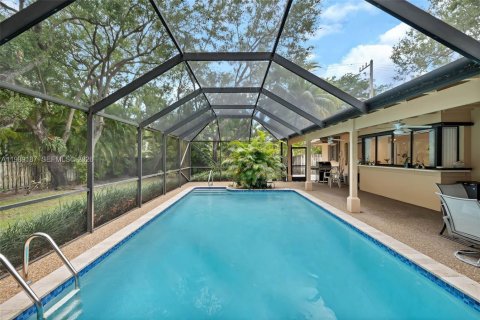 Villa ou maison à vendre à Palmetto Bay, Floride: 4 chambres, 217.3 m2 № 2055329 - photo 27