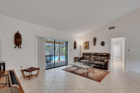 Villa ou maison à vendre à Palmetto Bay, Floride: 4 chambres, 217.3 m2 № 2055329 - photo 7