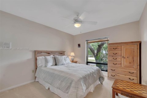 Villa ou maison à vendre à Palmetto Bay, Floride: 4 chambres, 217.3 m2 № 2055329 - photo 22