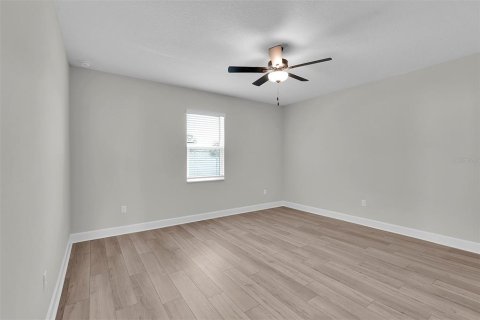 Casa en venta en Palm Coast, Florida, 4 dormitorios, 217.02 m2 № 1908148 - foto 12