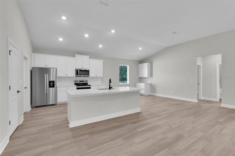 Casa en venta en Palm Coast, Florida, 4 dormitorios, 217.02 m2 № 1908148 - foto 6
