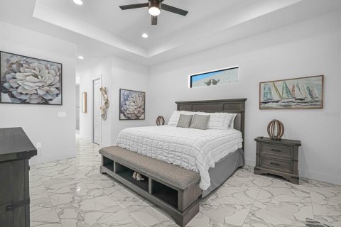Casa en venta en Cape Coral, Florida, 4 dormitorios, 220.64 m2 № 1899492 - foto 12