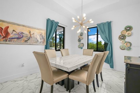 Casa en venta en Cape Coral, Florida, 4 dormitorios, 220.64 m2 № 1899492 - foto 11