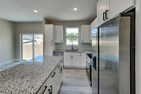 Villa ou maison à louer à Ocala, Floride: 3 chambres, 116.22 m2 № 2395682 - photo 4