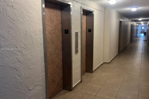 Купить кондоминиум в Норт-Майами-Бич, Флорида 1 спальня, 61.13м2, № 2031178 - фото 5