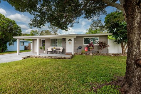 Casa en venta en Largo, Florida, 2 dormitorios, 86.58 m2 № 1907797 - foto 1