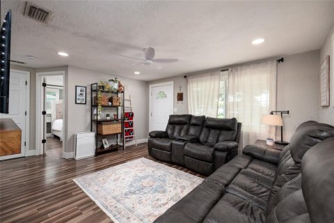 Casa en venta en Largo, Florida, 2 dormitorios, 86.58 m2 № 1907797 - foto 9